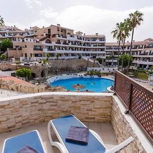https://oceanfront-tenerife-south-albatros-145.tenerifehoteles.net